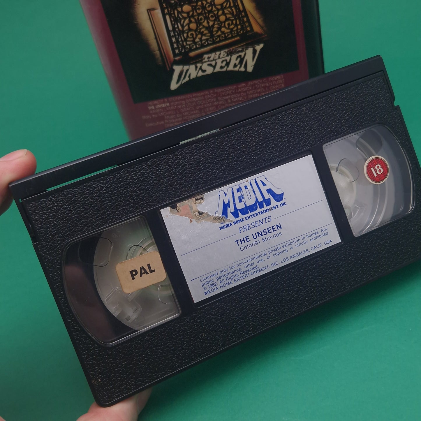 VHS Video ☆ THE UNSEEN ☆ Media Horror Barbara Bach 80s Clamshell Box Pre Cert Vintage