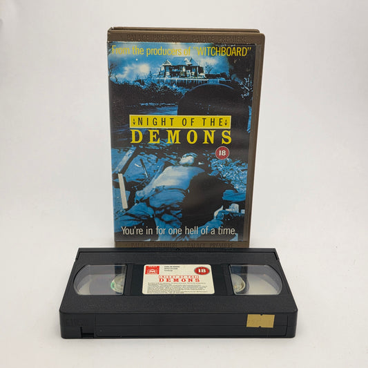 VHS Video ☆ NIGHT OF DEMONS 1988 ☆ 18 Cert Big Box Ex Rental Vintage MERIDIAN
