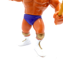 Load image into Gallery viewer, WWF HASBRO MACHO KING RANDY SAVAGE Vintage Wrestling Figure ☆ Original 90s Series 2
