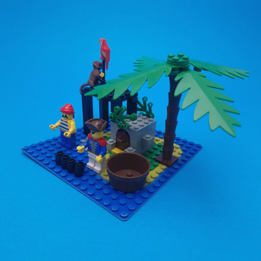 LEGO ☆ 6260 Shipwrecked Island Mini Figure ☆ Pirates Vintage 80s Loose