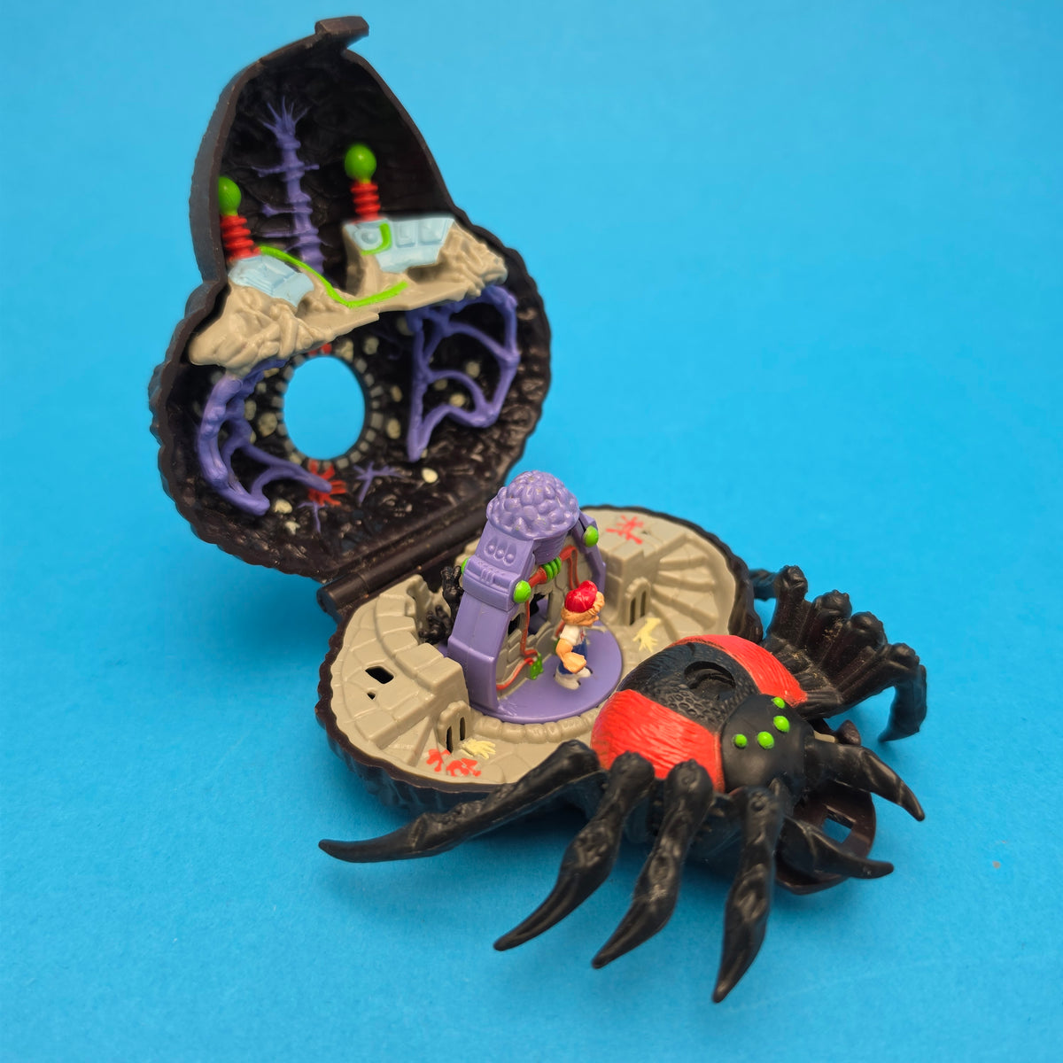 MIGHTY MAX ☆ TRAPPED BY ARACHNOID Doom Zone Vintage Figure Playset ☆ 90s