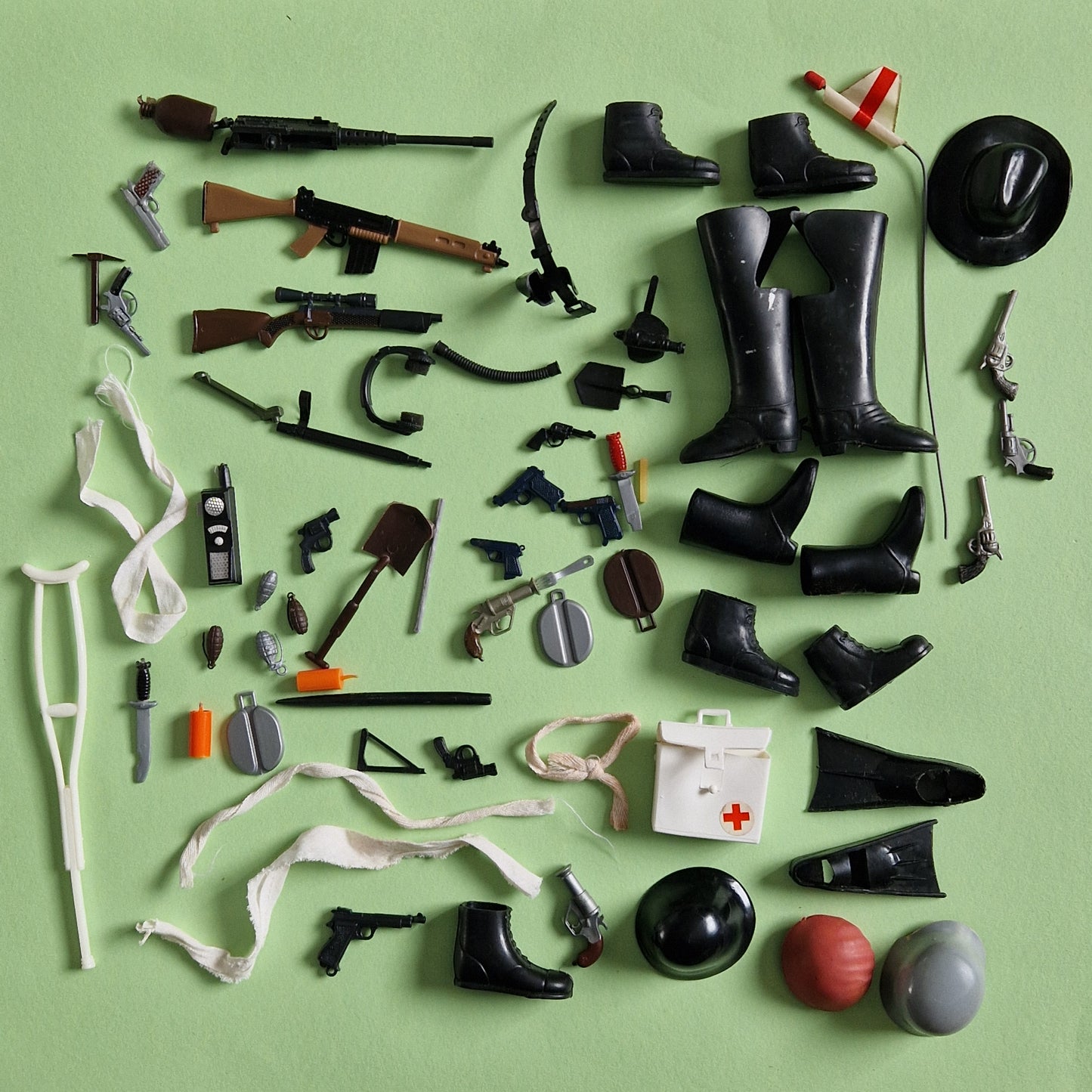 ACTION MAN ☆ FIGURE CLOTHES ACCESSORIES Uniform parts 70's 80's 100+ Items ☆ Vintage PALITOY Loose