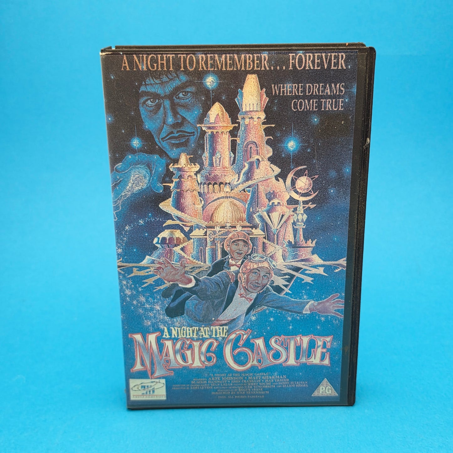 VHS Video ☆ A NIGHT AT THE MAGIC CASTLE ☆ PG Cert Big Box Ex-Rental Vintage Tape