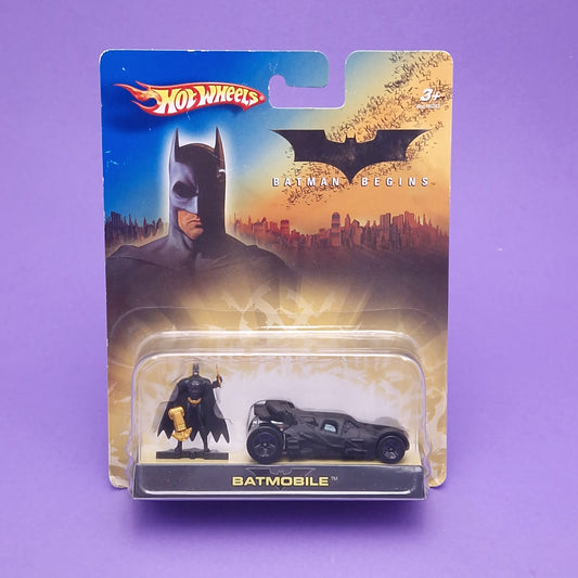 HOT WHEELS ☆ BATMAN BEGINS BATMOBILE Tumbler ☆ Mattel H6294