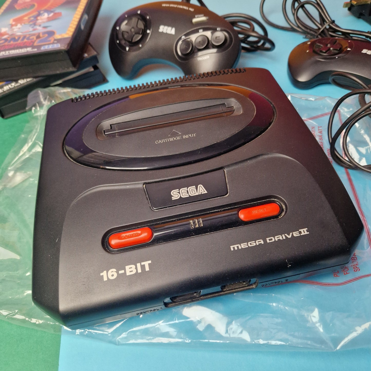 SEGA MEGADRIVE ☆ MEAGDRIVE 2 BOXED SONIC MEGA GAMES 1 Bundle CONSOLE ☆ Vintage Retro Controllers