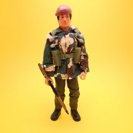 ACTION MAN ☆ PARACHUTE REGIMENT 34416 Uniform & Eagle Eye Figure 80's ☆ Vintage PALITOY Loose