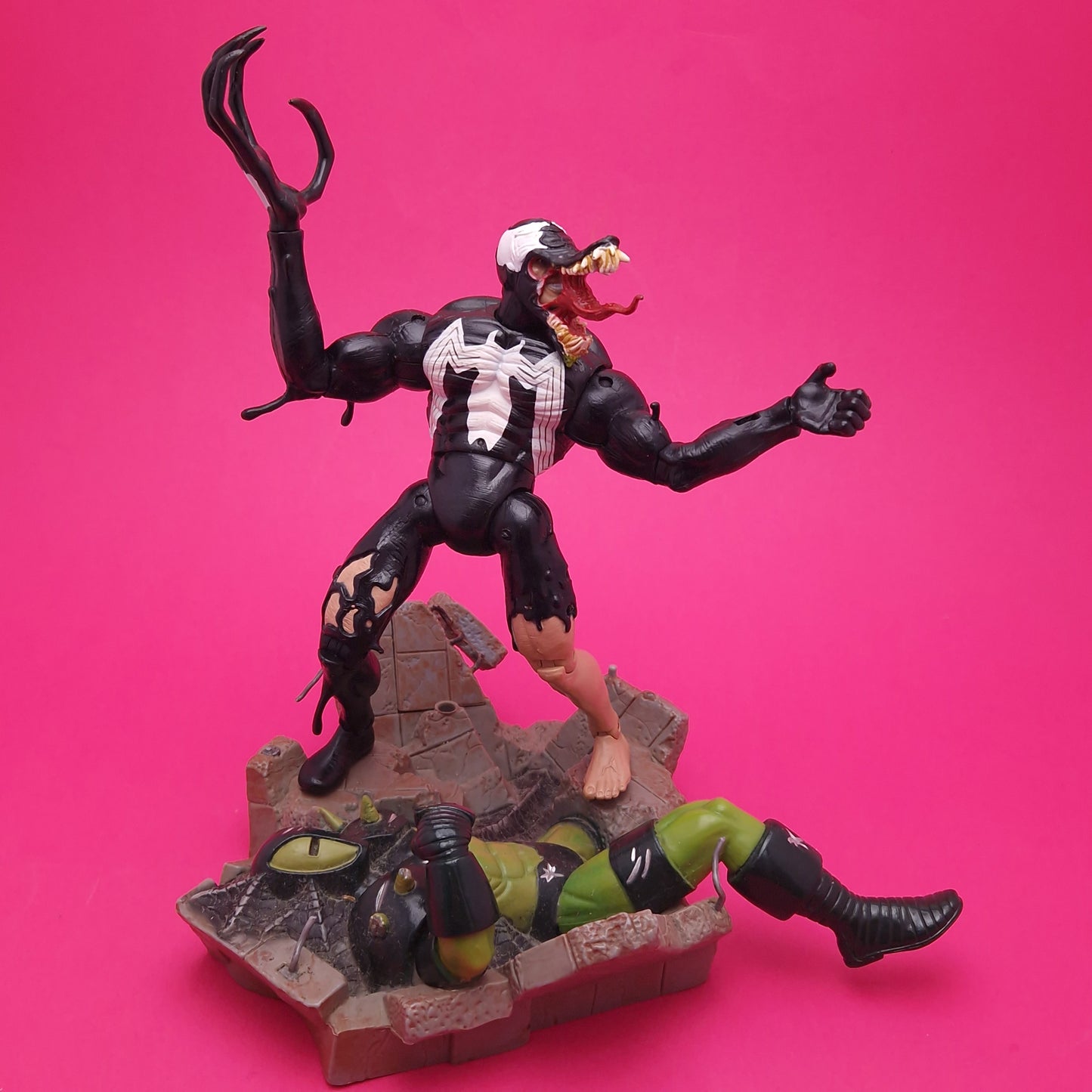 SPIDER-MAN CLASSICS ☆ Marvel legends VENOM TRANSFORMING Figure ☆ Vintage Original Toybiz 2001