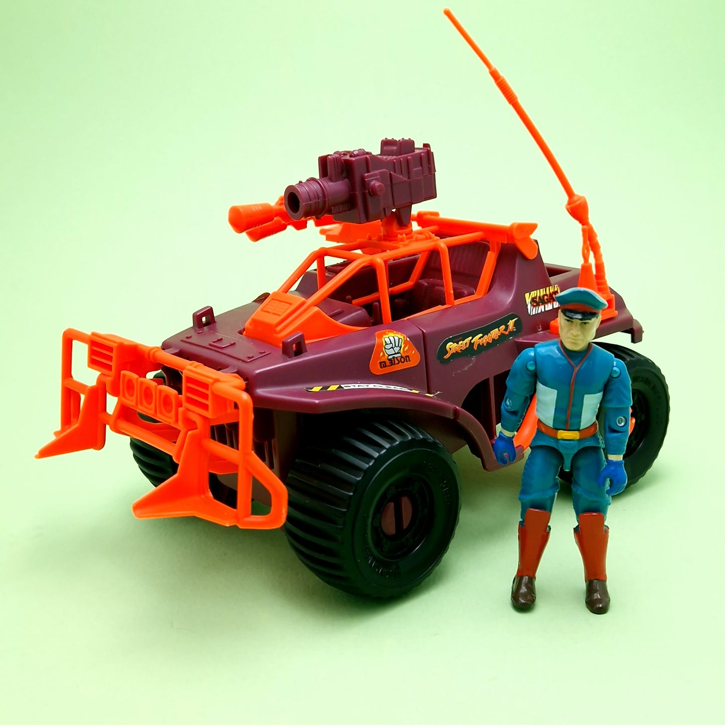 G.I.JOE ☆ STREET FIGHTER 2 M. BISON CRIMSON CRUISER Vehicle Figure ☆ Hasbro 1993