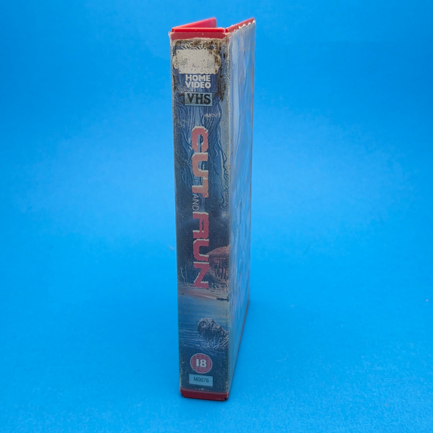 VHS Video ☆ CUT AND RUN 1984 ☆ 18 Cert Vintage Ex Rental Big Box MEDUSA