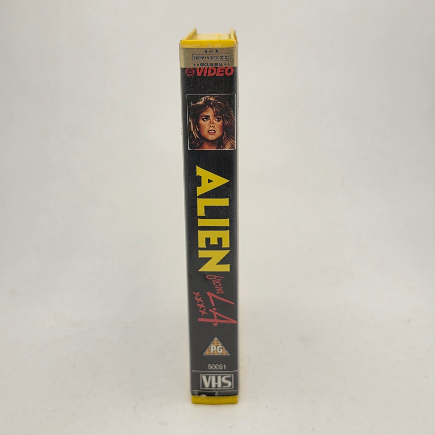 VHS Video ☆ ALIEN FROM L.A. CANNON FILMS 1st UK 1988 Albert Pyun ☆ PG Cert Big Box Ex Rental Vintage