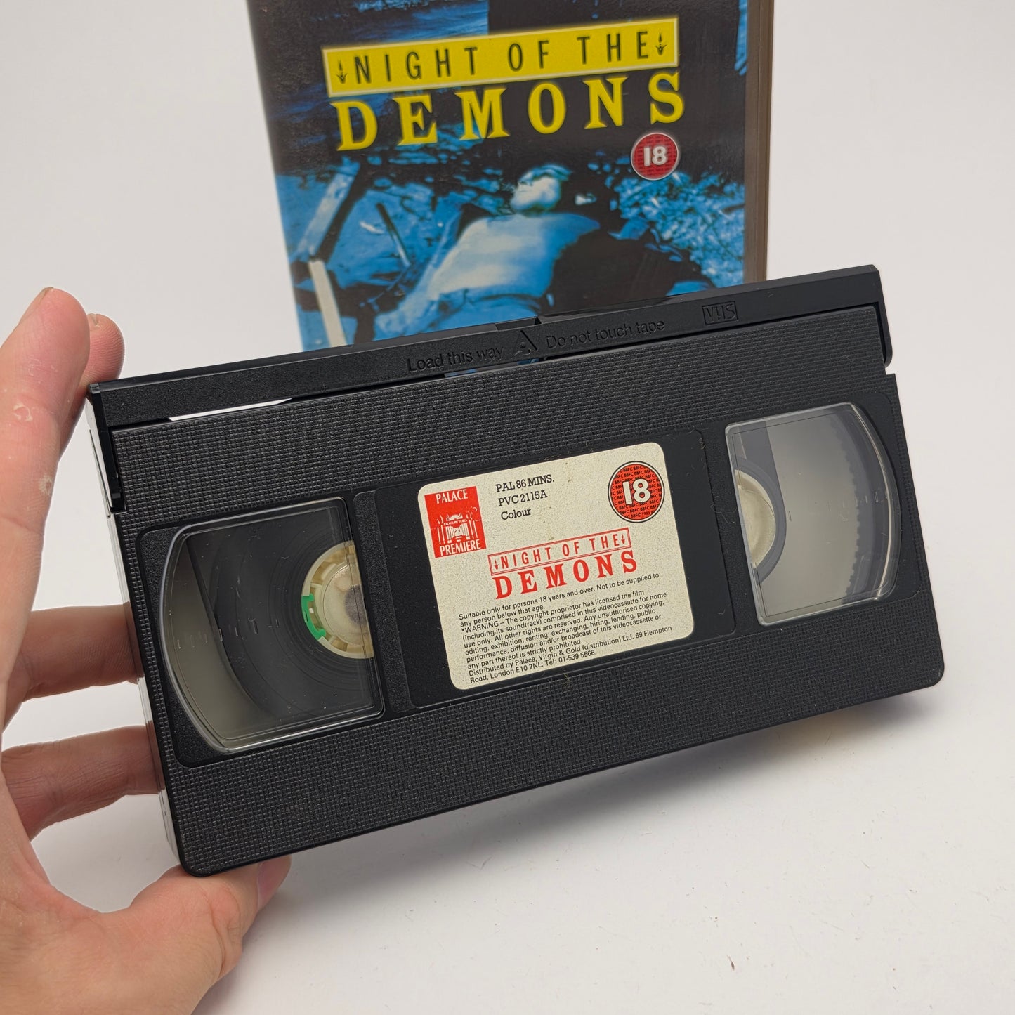 VHS Video ☆ NIGHT OF DEMONS 1988 ☆ 18 Cert Big Box Ex Rental Vintage MERIDIAN