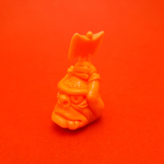 MINI BOGLINS ☆ MAZE The Medievals Orange Tribe Mini Figure ☆ Ideal