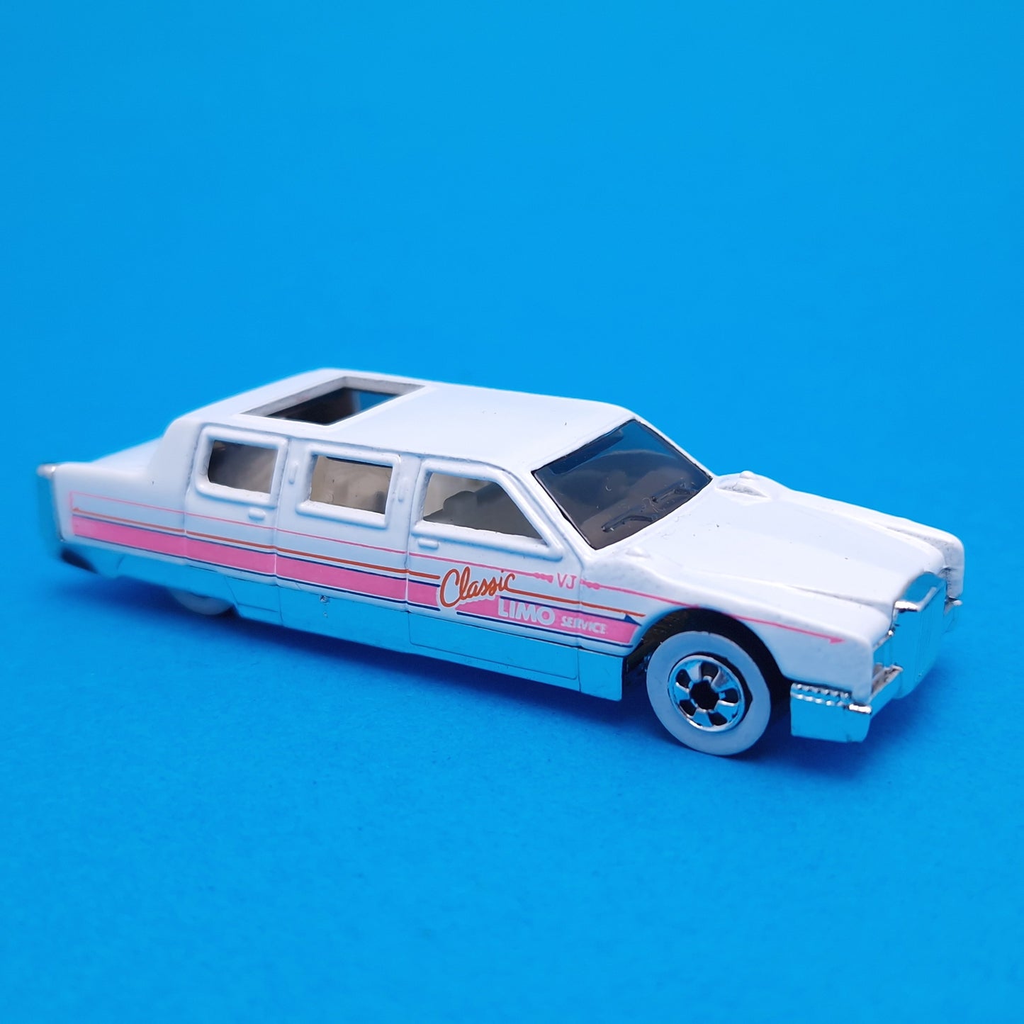 HOTWHEELS ☆ Classic Limo Service Cadillac Limozeen White Car Vehicle ☆ Diecast Car Vintage 1990