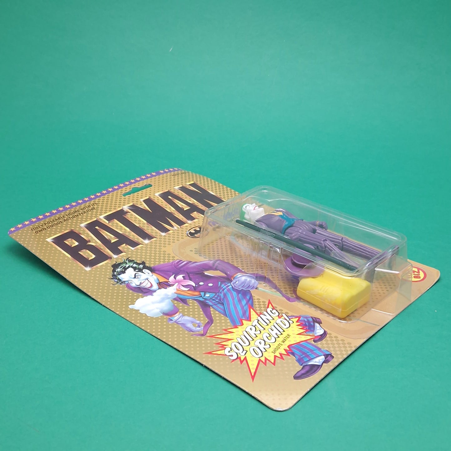 BATMAN 89 ☆ Vintage THE JOKER DC SUPER HEROES Figure ☆ Carded Sealed Original Toybiz 1989