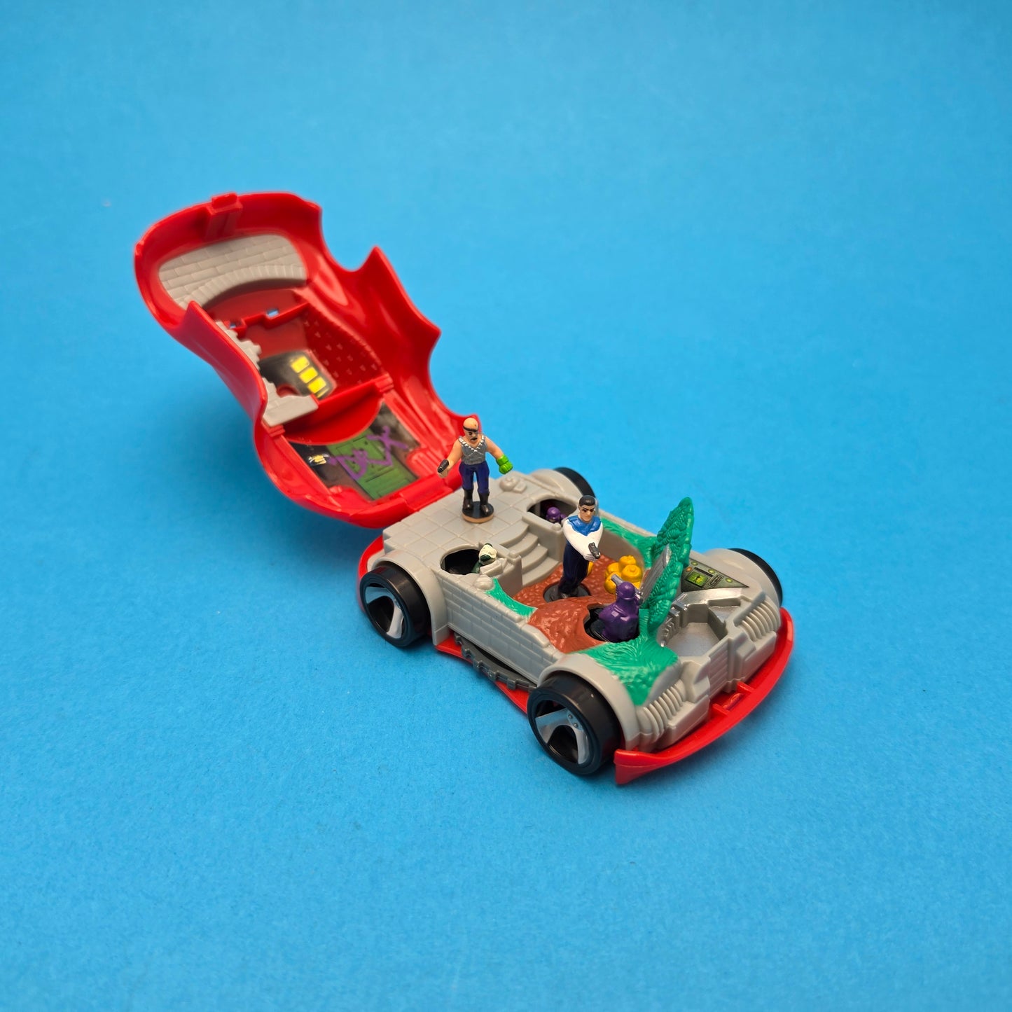 ACTION MAN ☆ MICRO POWER Transforming Red Car Playset ☆ Vintage Bluebird 90s