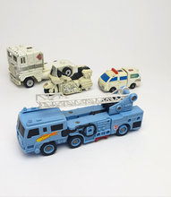 Load image into Gallery viewer, TRANSFORMERS G1 ☆ Combiners Groove Hot Spot First Aid &amp; Ultra Magnus Robot Figures ☆  Vintage Original
