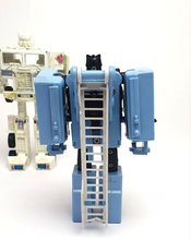 Load image into Gallery viewer, TRANSFORMERS G1 ☆ Combiners Groove Hot Spot First Aid &amp; Ultra Magnus Robot Figures ☆  Vintage Original
